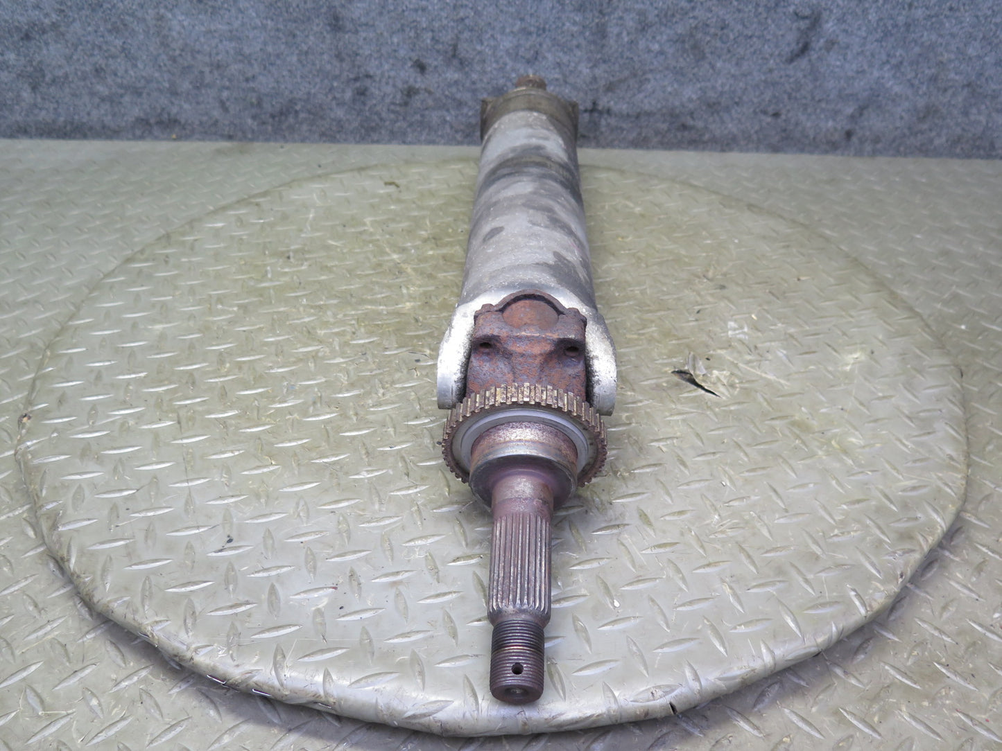 84-91 Chevrolet Corvette C4 A/T Rear Left or Right Half Axle Shaft 10154277 OEM