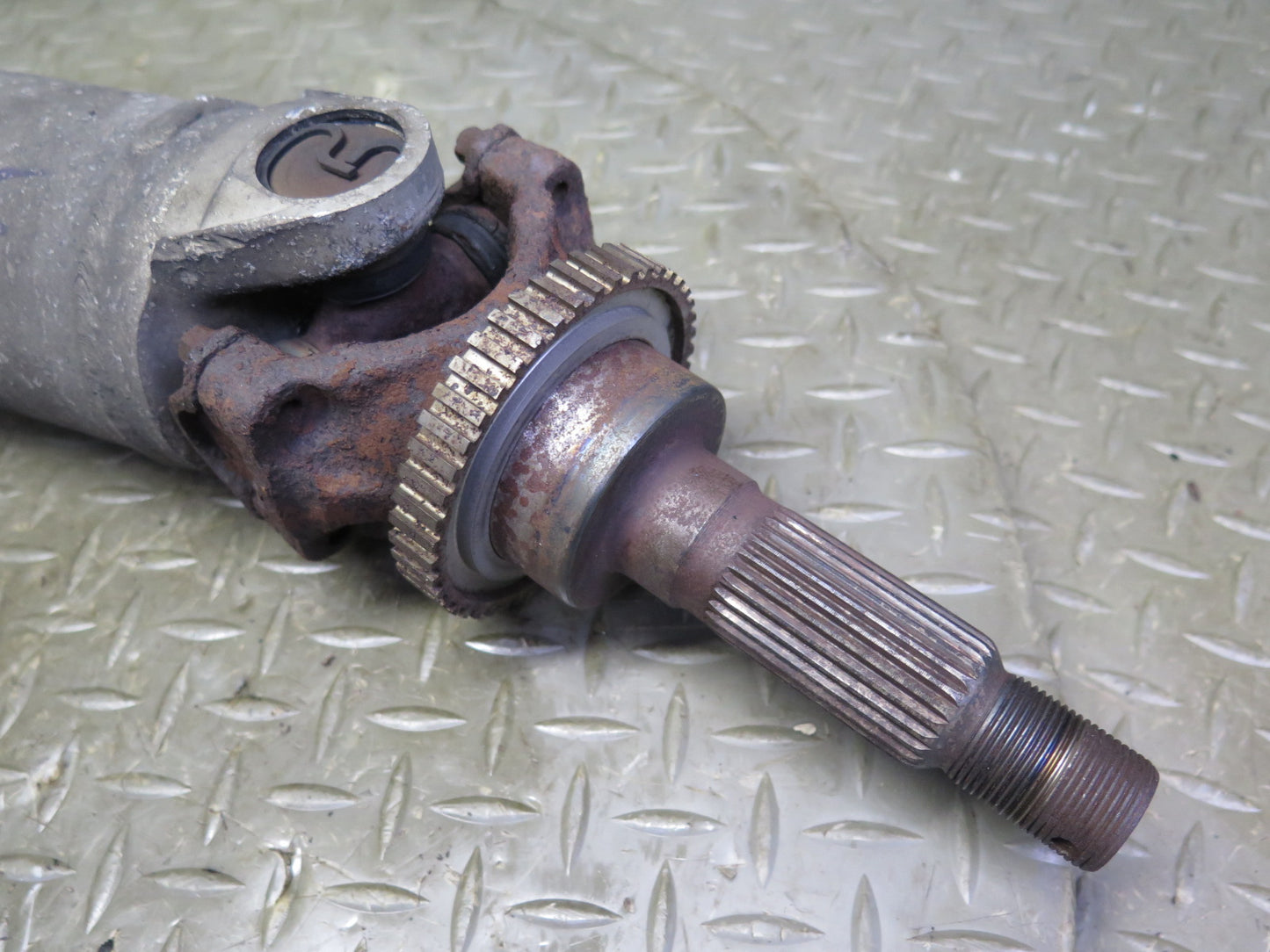 84-91 Chevrolet Corvette C4 A/T Rear Left or Right Half Axle Shaft 10154277 OEM