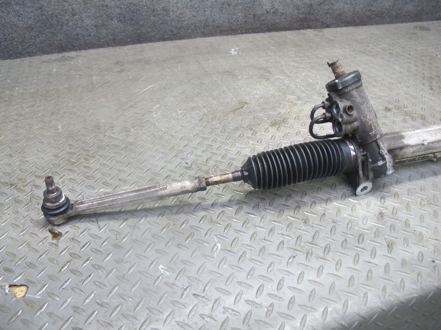 1997-2004 Porsche Boxster 986 Power Steering Rack & Pinion