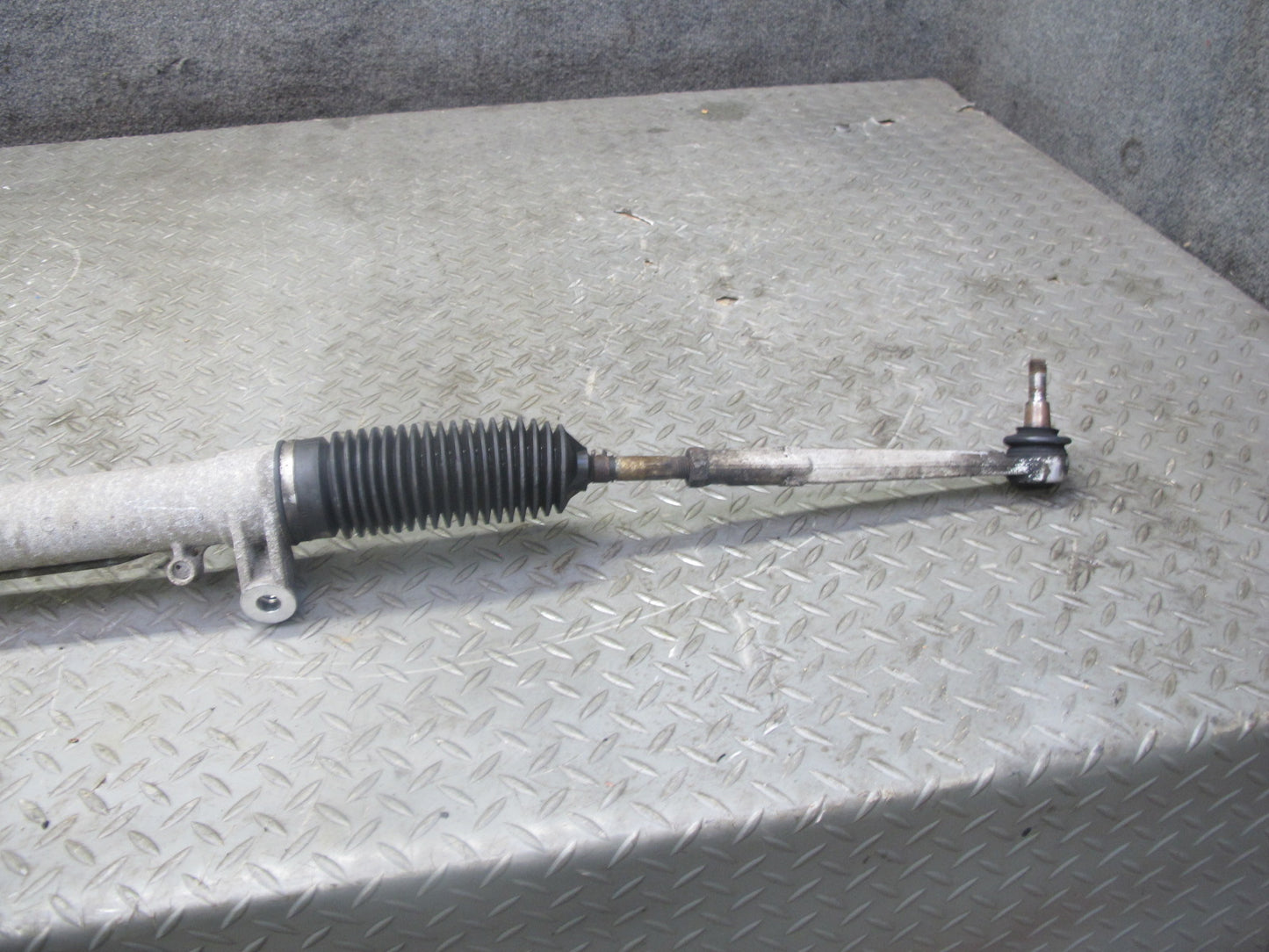 1997-2004 Porsche Boxster 986 Power Steering Rack & Pinion