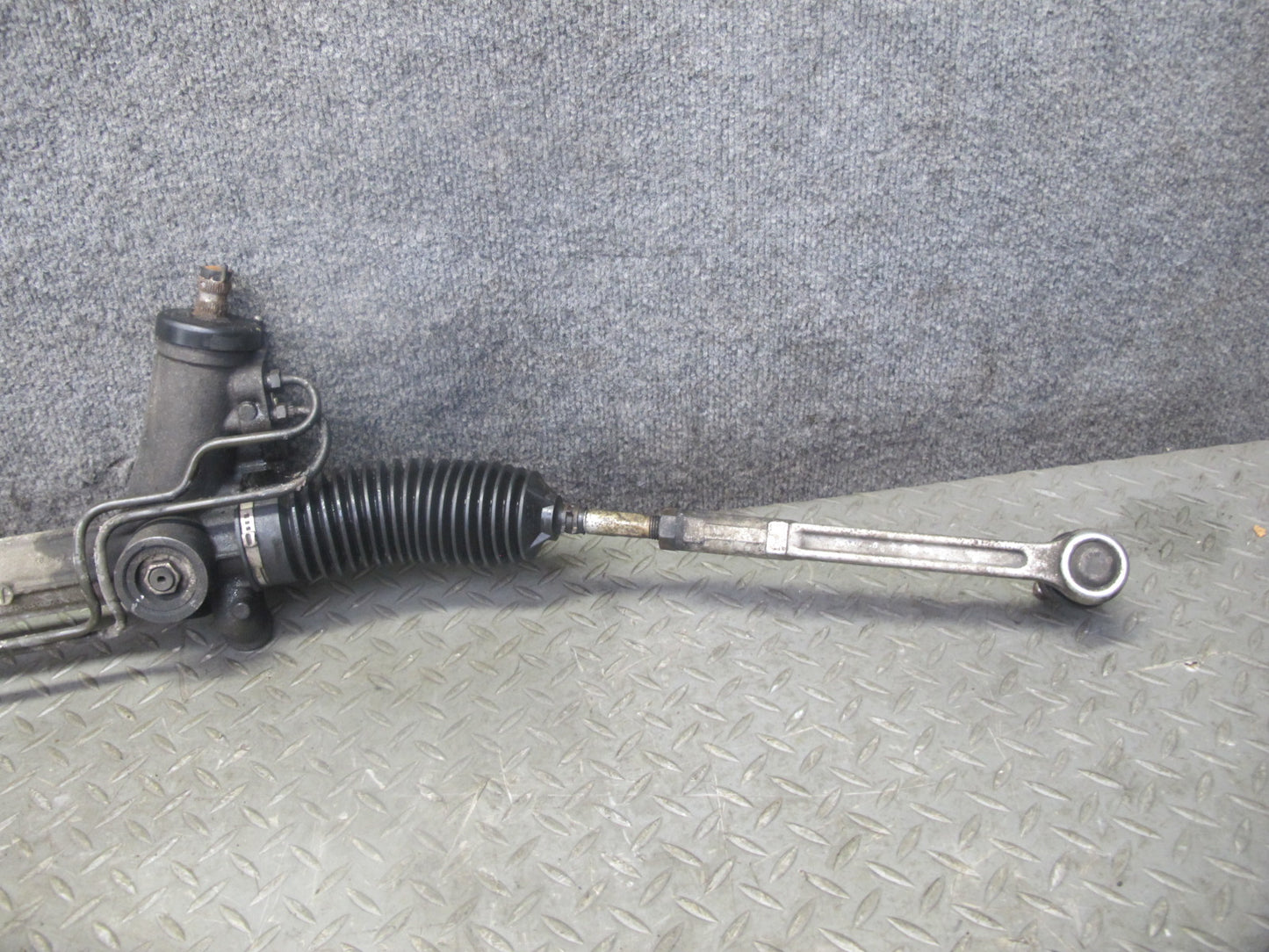 1997-2004 Porsche Boxster 986 Power Steering Rack & Pinion