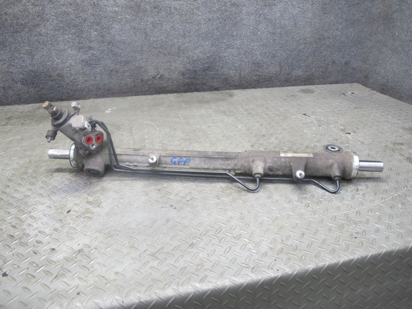 2010-2013 Porsche Panamera 970 Power Steering Rack & Pinion 97034700505