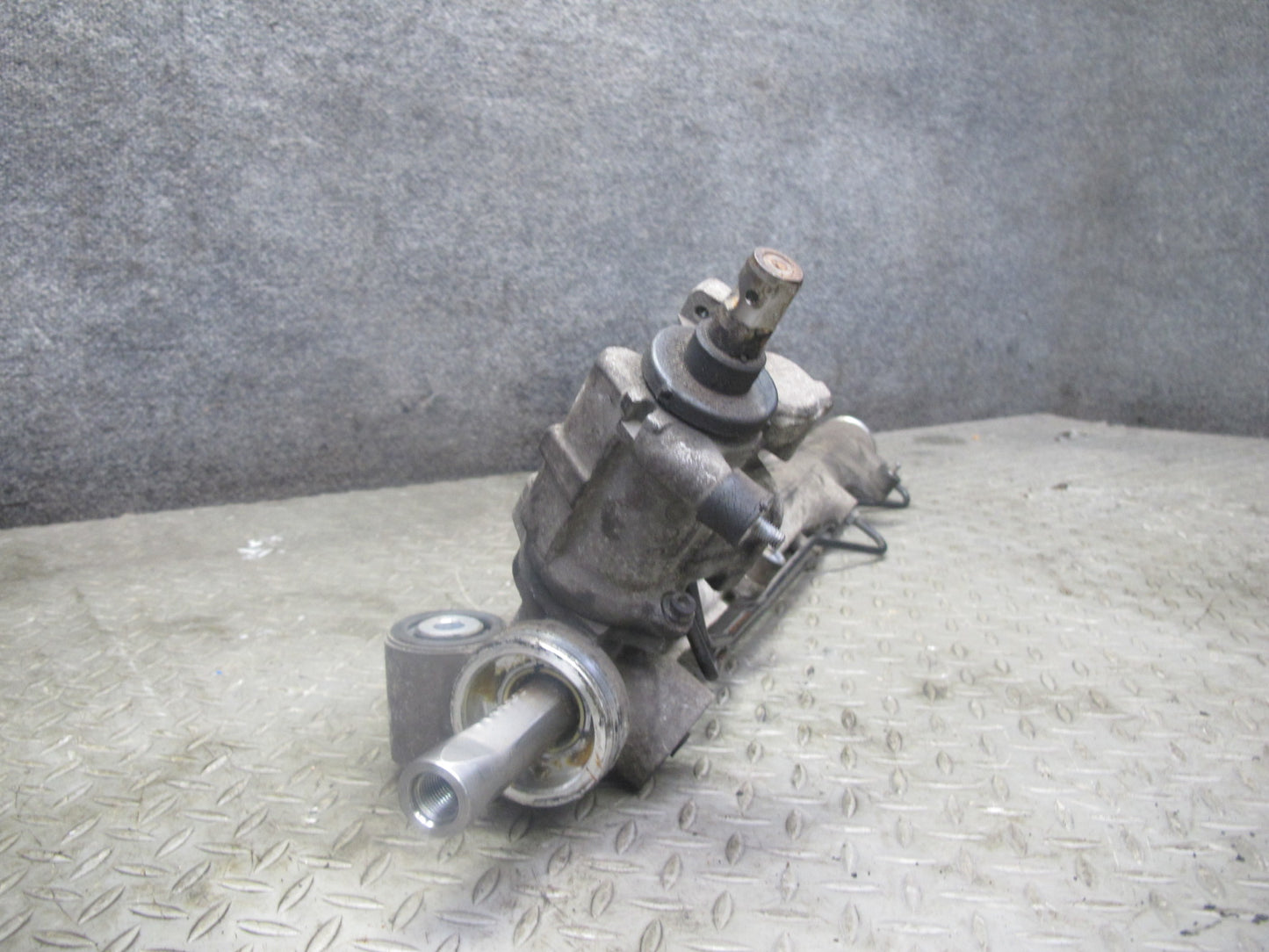 2010-2013 Porsche Panamera 970 Power Steering Rack & Pinion 97034700505