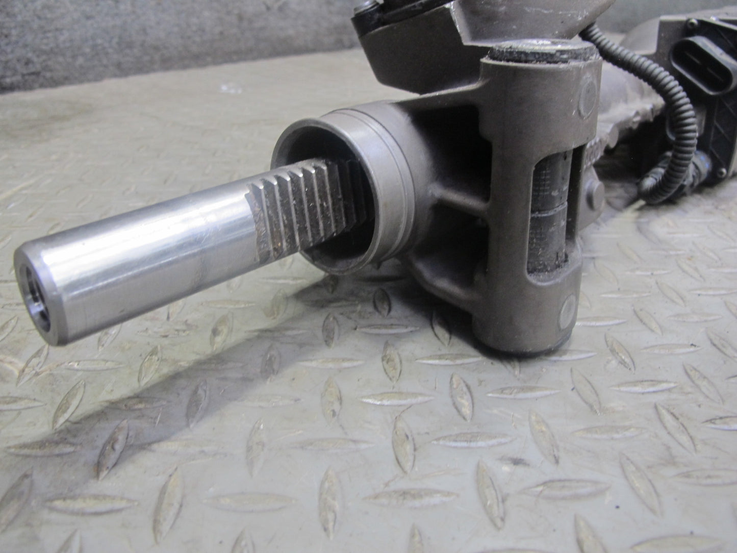 13-16 Audi S4 B8 AWD Power Steering Rack & Pinion Gear 8K0909144D OEM