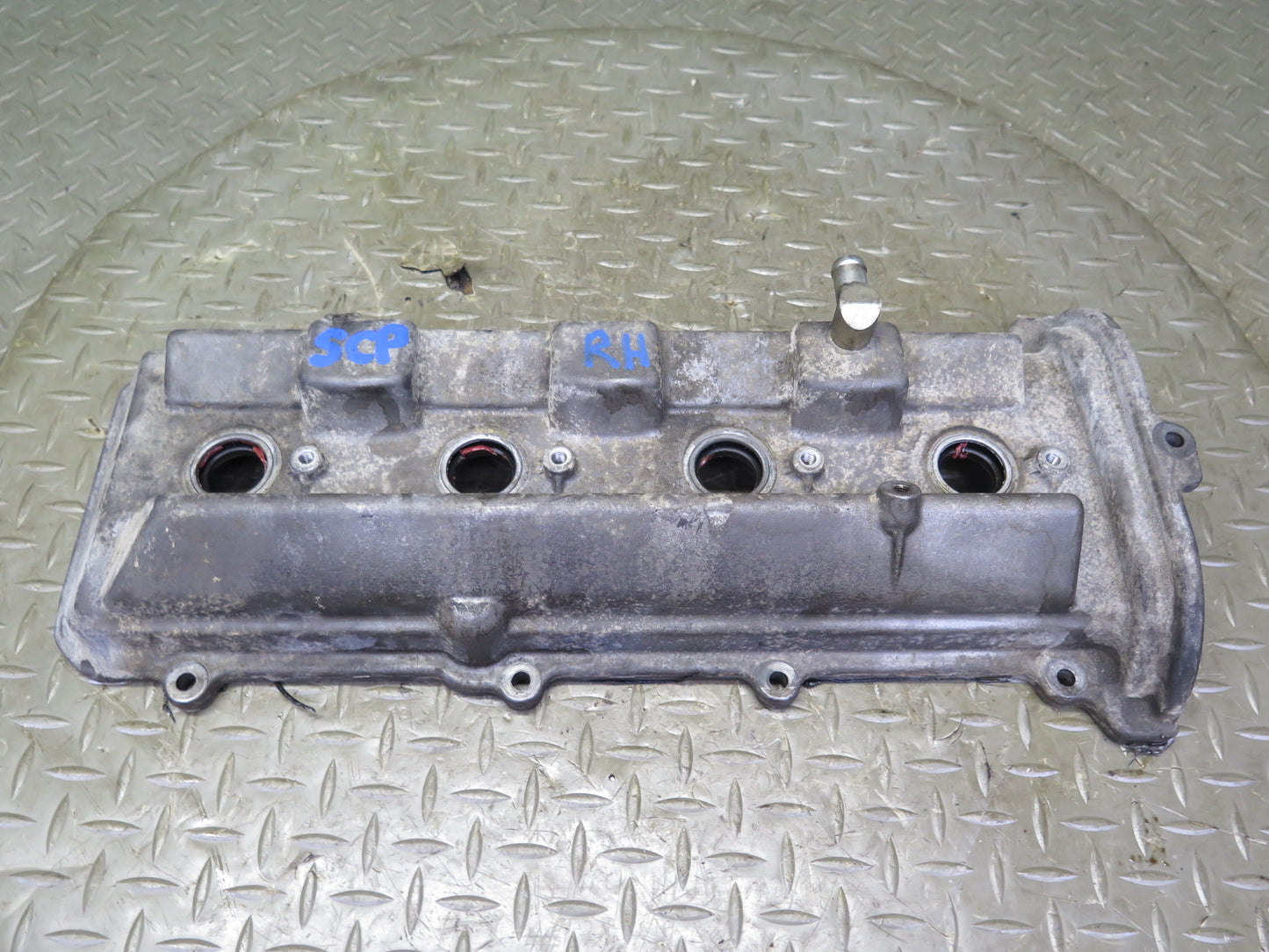 02-10 Lexus UZZ40L SC430 3UZFE Right Engine Valve Cover 104K Miles OEM