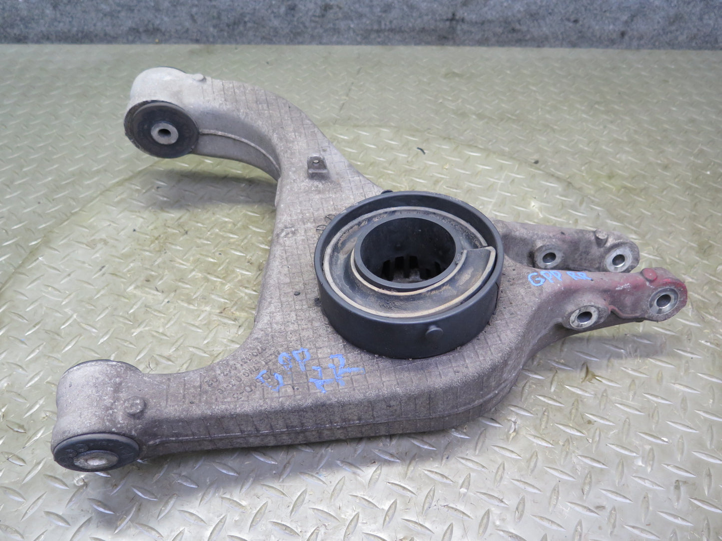 2010-2016 Porsche Panamera 970 Rear Right Side Upper Lower Control Arm Set 4PCS