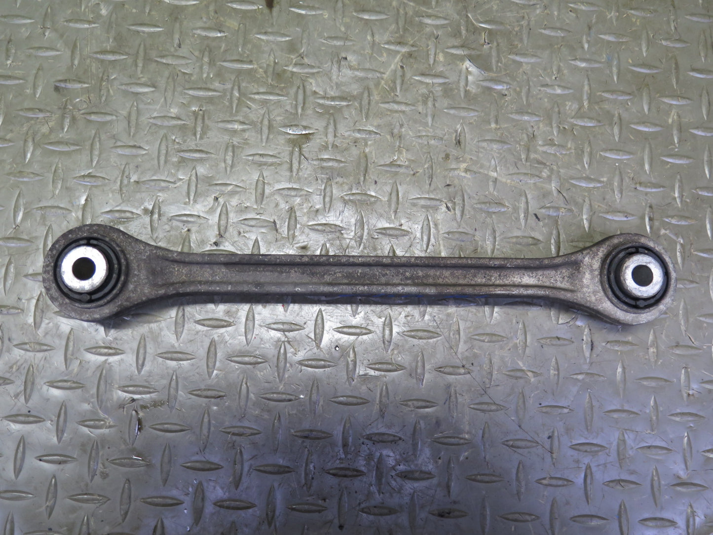 2010-2016 Porsche Panamera 970 Rear Left Side Upper Lower Control Arm Set 4PCS