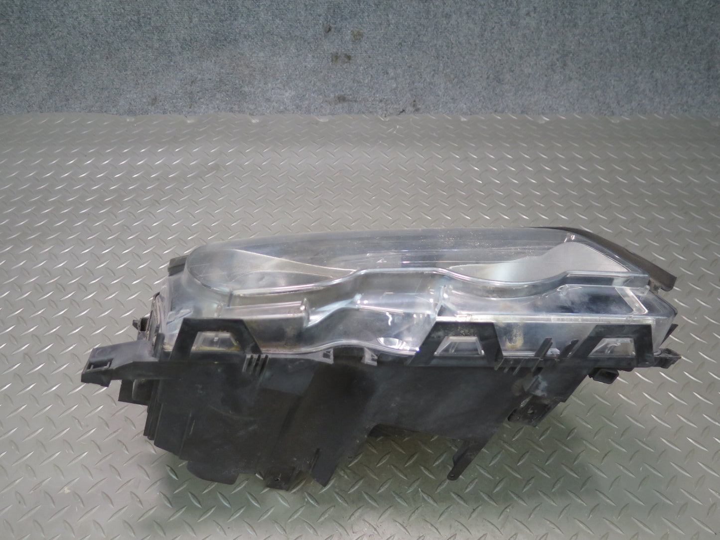 2001 BMW E46 330ci Coupe Convertible Front Right Halogen Headlight Lamp OEM