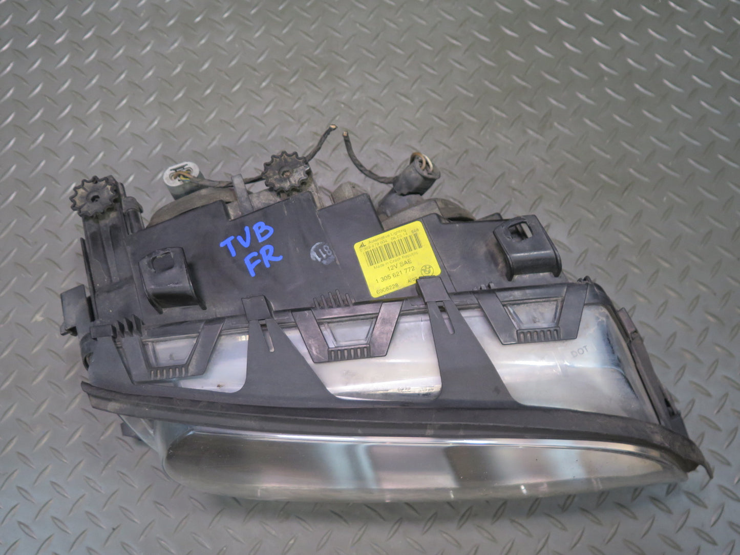 2001 BMW E46 330ci Coupe Convertible Front Right Halogen Headlight Lamp OEM