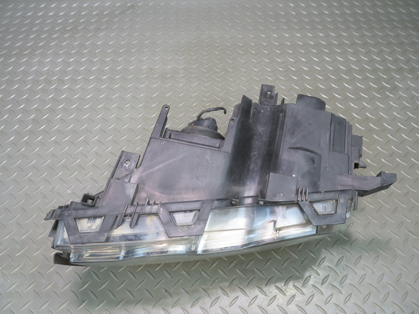 2001 BMW E46 330ci Coupe Convertible Front Right Halogen Headlight Lamp OEM