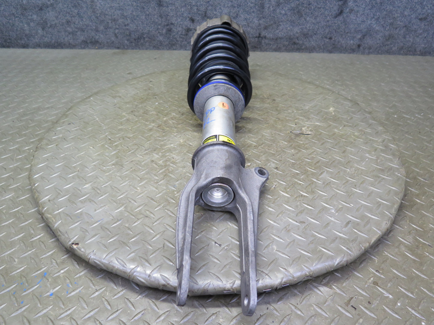 2010-2016 Porsche Panamera 970 Front Shock Strut Absorber w Pasm Set of 2