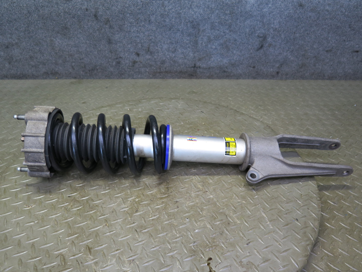 2010-2016 Porsche Panamera 970 Front Shock Strut Absorber w Pasm Set of 2