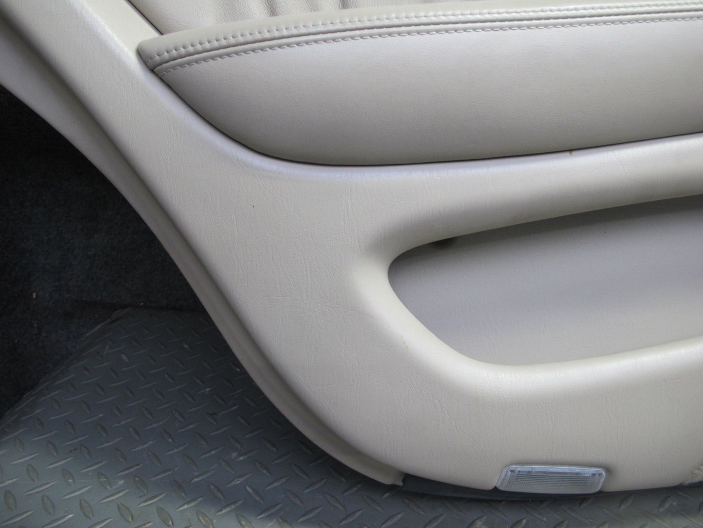 98-00 Lexus UCF20L LS400 Set of 2 Rear Door Interior Trim Cover Panel Ivory OEM