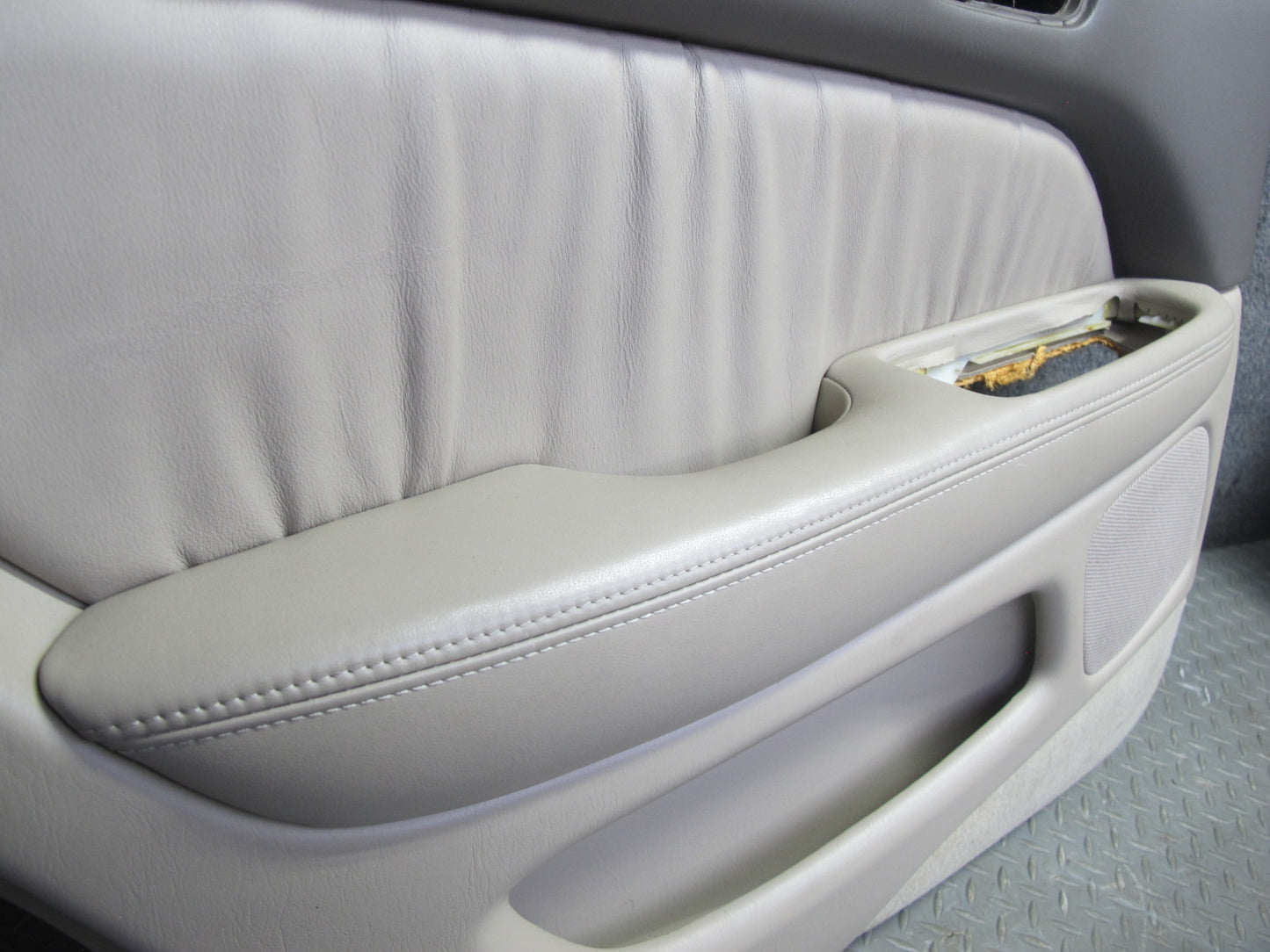 98-00 Lexus UCF20L LS400 Set of 2 Rear Door Interior Trim Cover Panel Ivory OEM