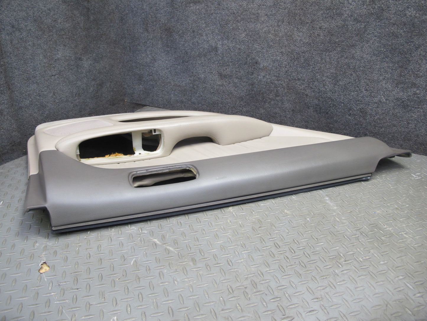 98-00 Lexus UCF20L LS400 Set of 2 Rear Door Interior Trim Cover Panel Ivory OEM