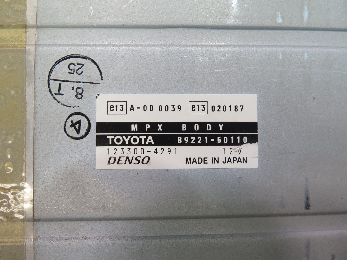 99-00 Lexus UCF20L LS400 MPX Multiplex Body Control Module Unit 89221-50110 OEM