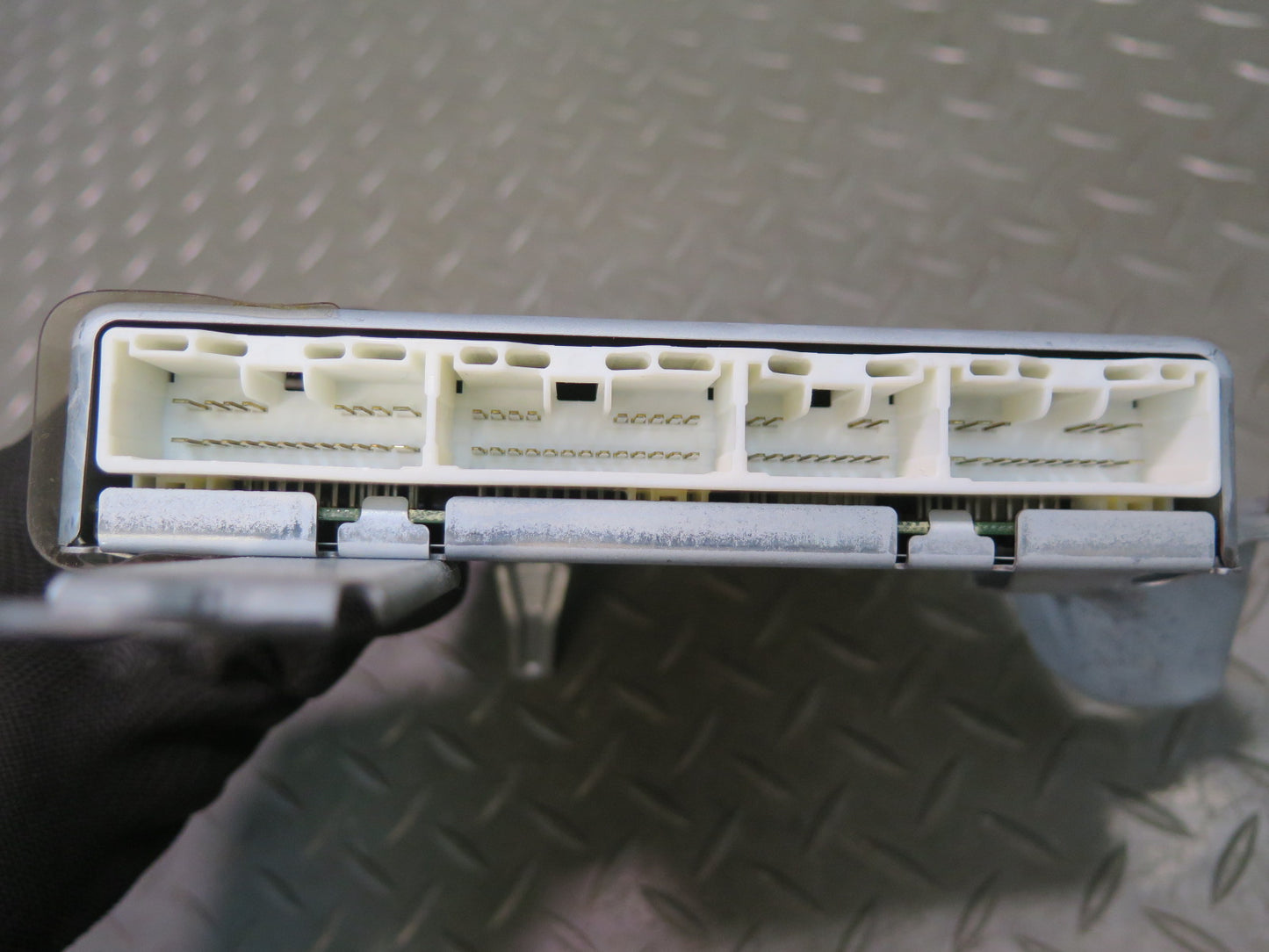 99-00 Lexus UCF20L LS400 MPX Multiplex Body Control Module Unit 89221-50110 OEM