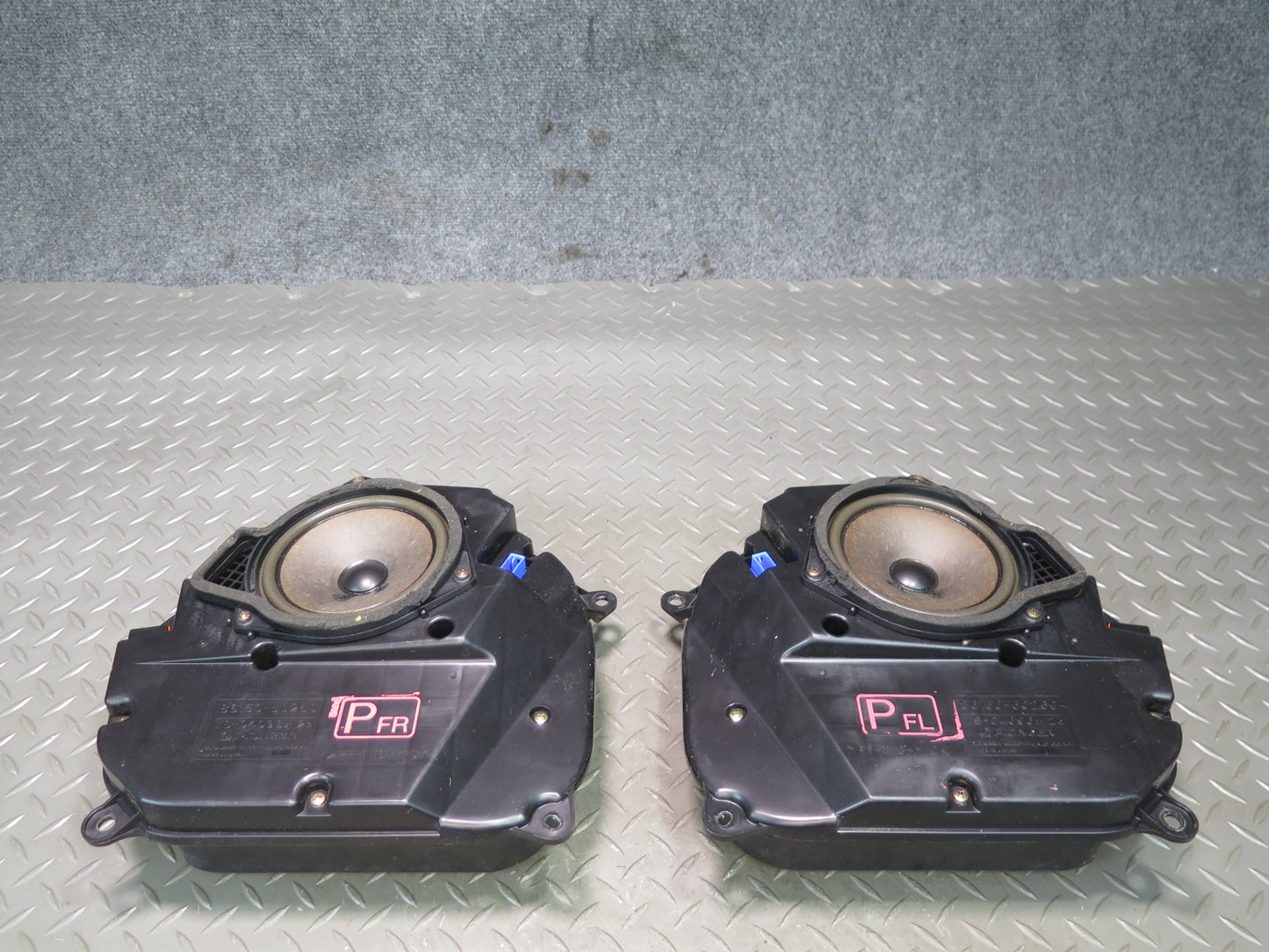 95-00 Lexus UCF20L LS400 Set of 2 Front Left & Right Door Speaker Pioneer OEM