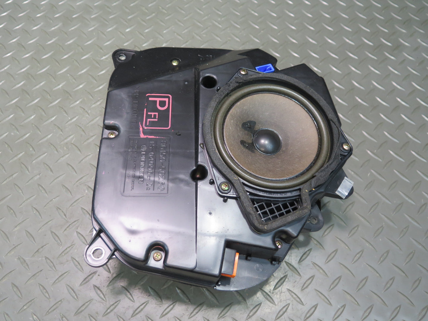 95-00 Lexus UCF20L LS400 Set of 2 Front Left & Right Door Speaker Pioneer OEM