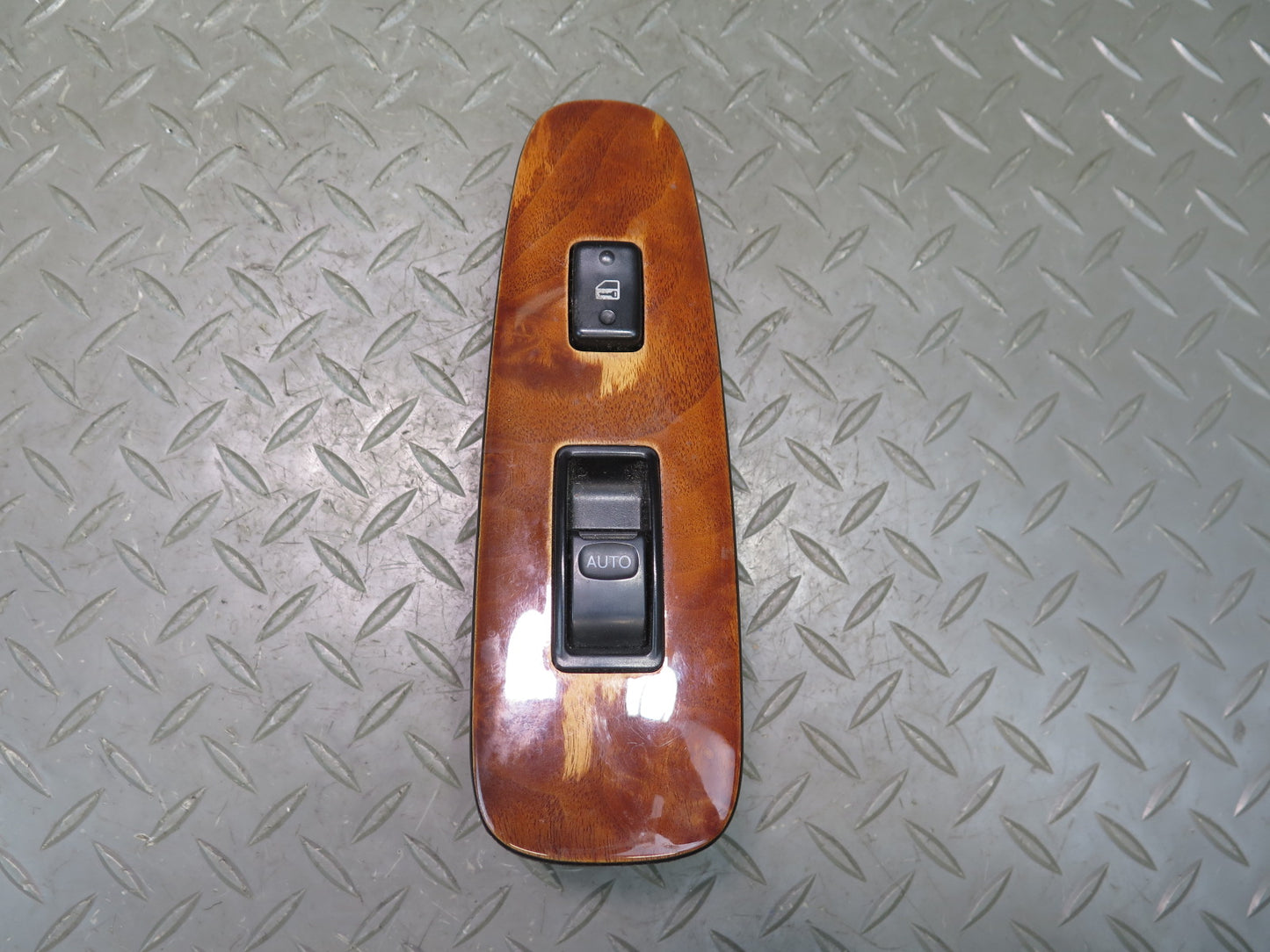 98-00 Lexus UCF20L LS400 Front Right Passenger Door Window Switch w Trim OEM