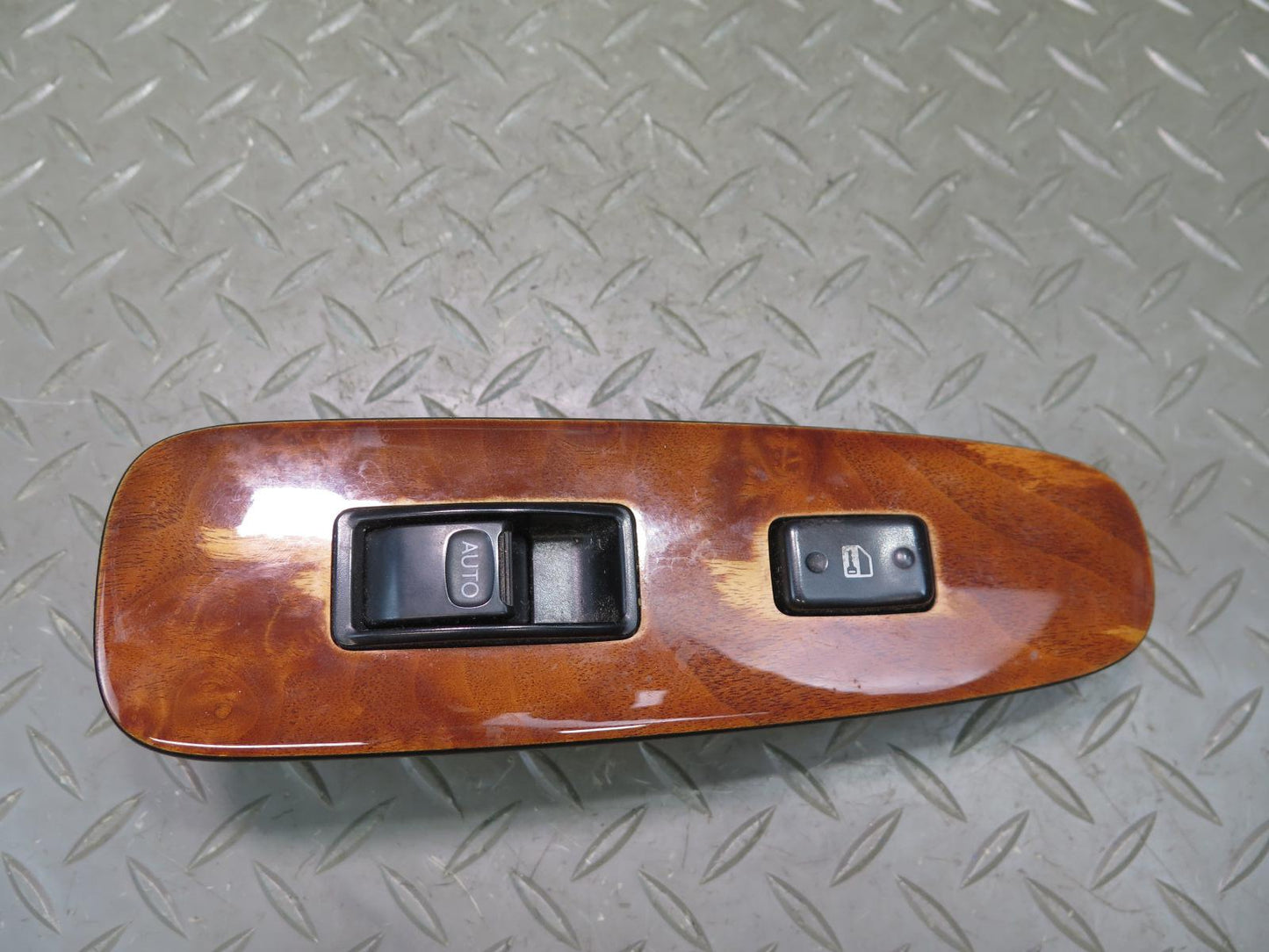 98-00 Lexus UCF20L LS400 Front Right Passenger Door Window Switch w Trim OEM