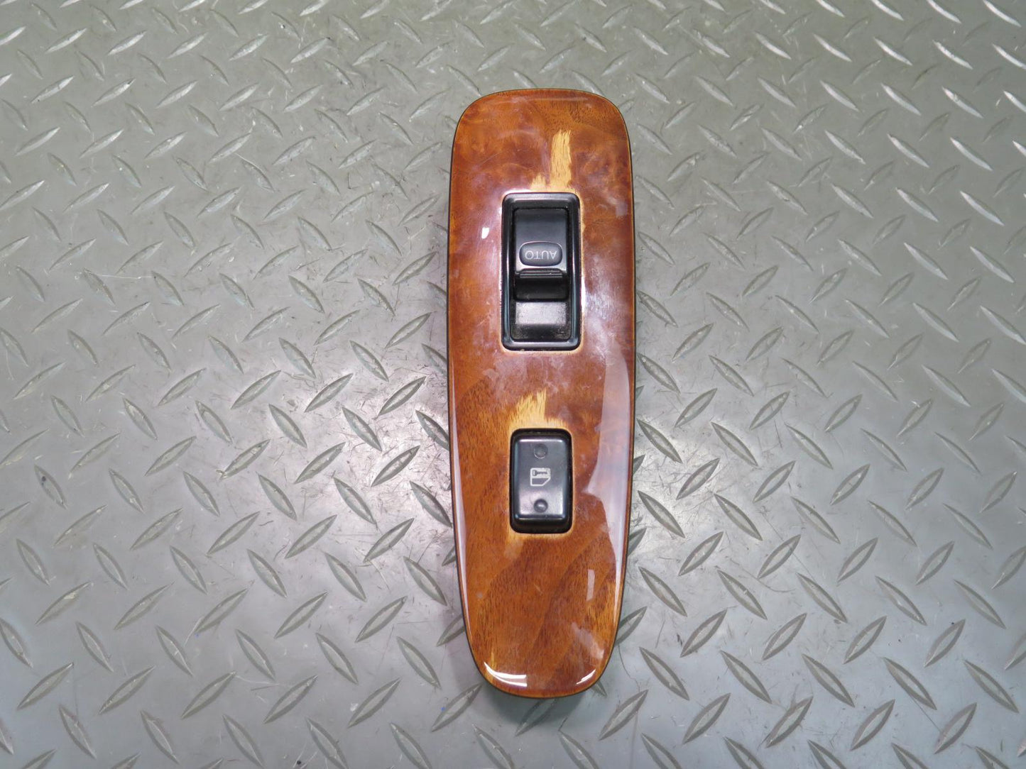 98-00 Lexus UCF20L LS400 Front Right Passenger Door Window Switch w Trim OEM