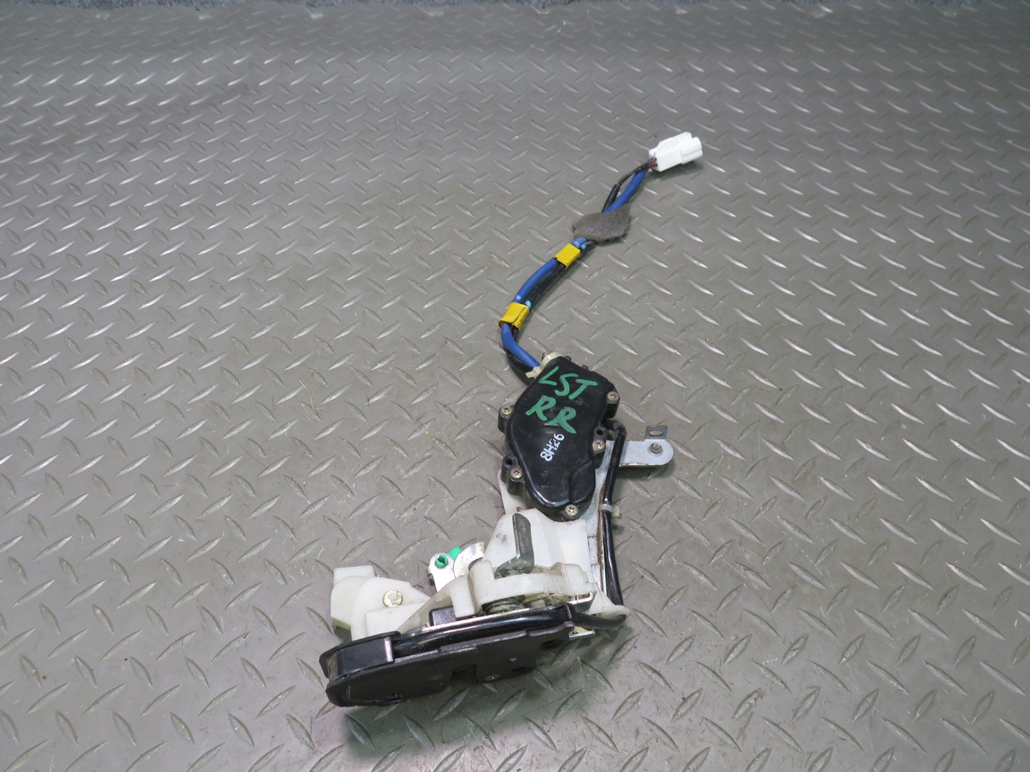 98-00 Lexus UCF20L LS400 Rear Right Door Lock Latch Actuator OEM