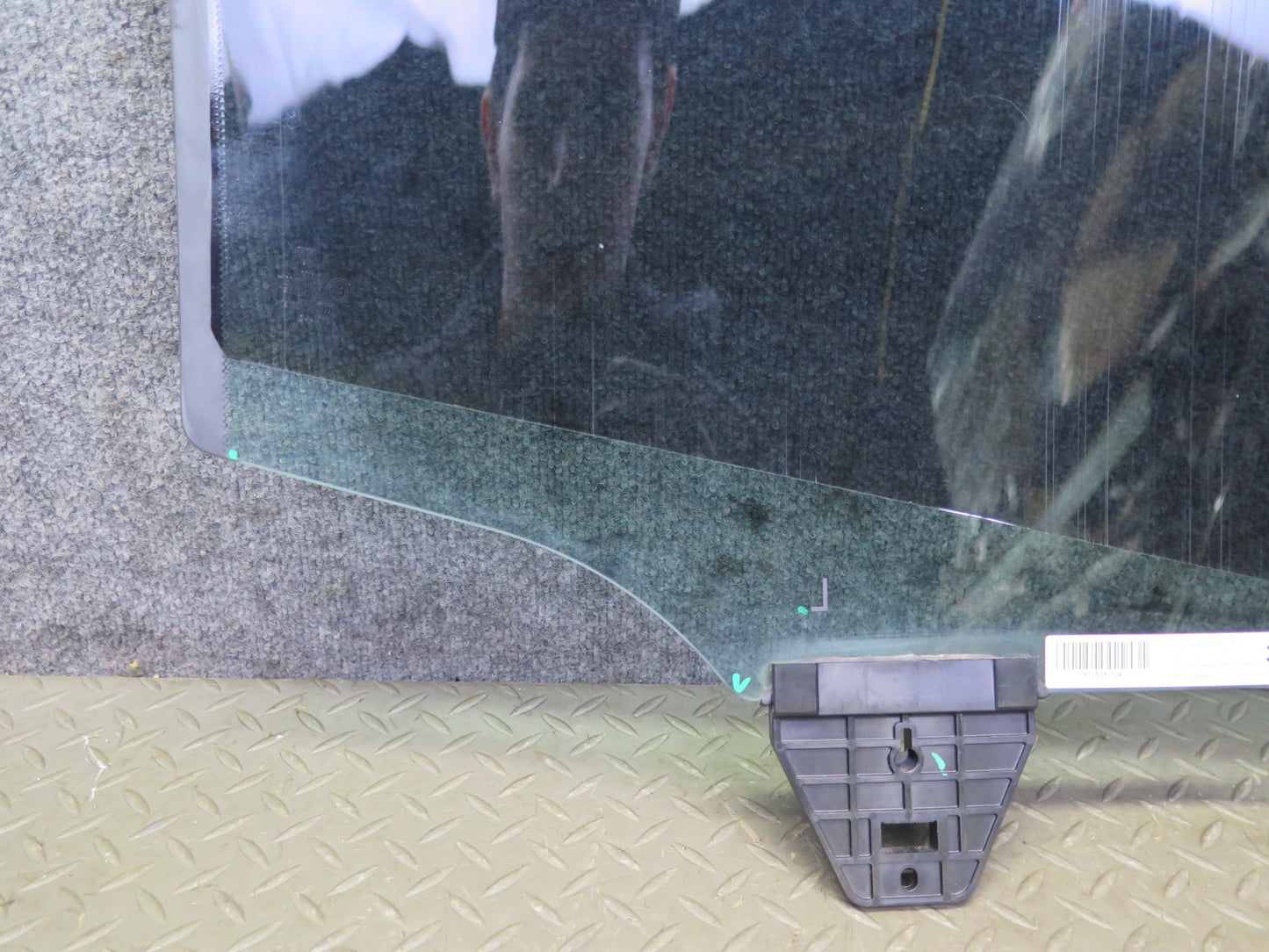 2010-2016 Porsche Panamera 970 Rear Left Driver Side Door Window Glass