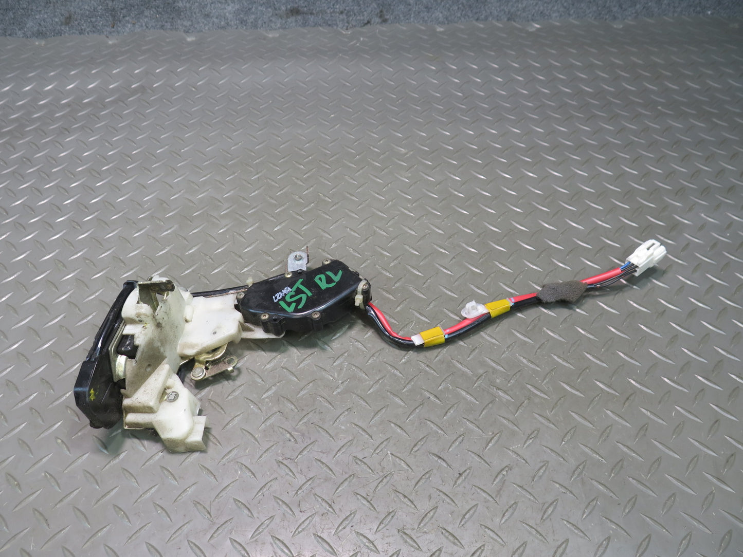 98-00 Lexus UCF20L LS400 Rear Left Door Lock Latch Actuator OEM