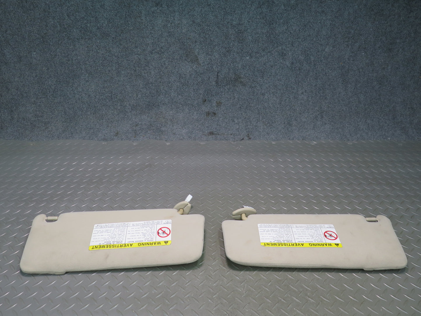 98-00 Lexus UCF20L LS400 Set of 2 Front Left & Right Sun Visor Ivory OEM