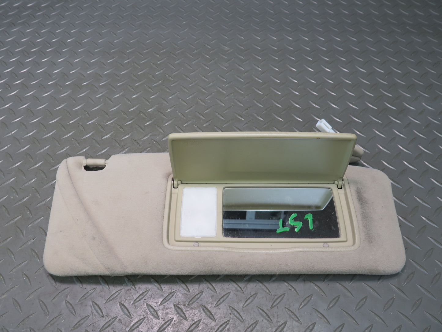 98-00 Lexus UCF20L LS400 Set of 2 Front Left & Right Sun Visor Ivory OEM