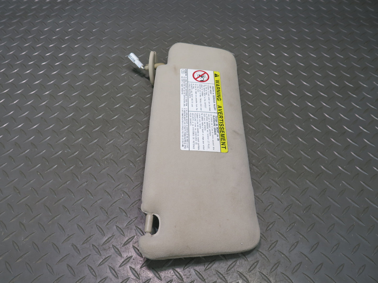 98-00 Lexus UCF20L LS400 Set of 2 Front Left & Right Sun Visor Ivory OEM