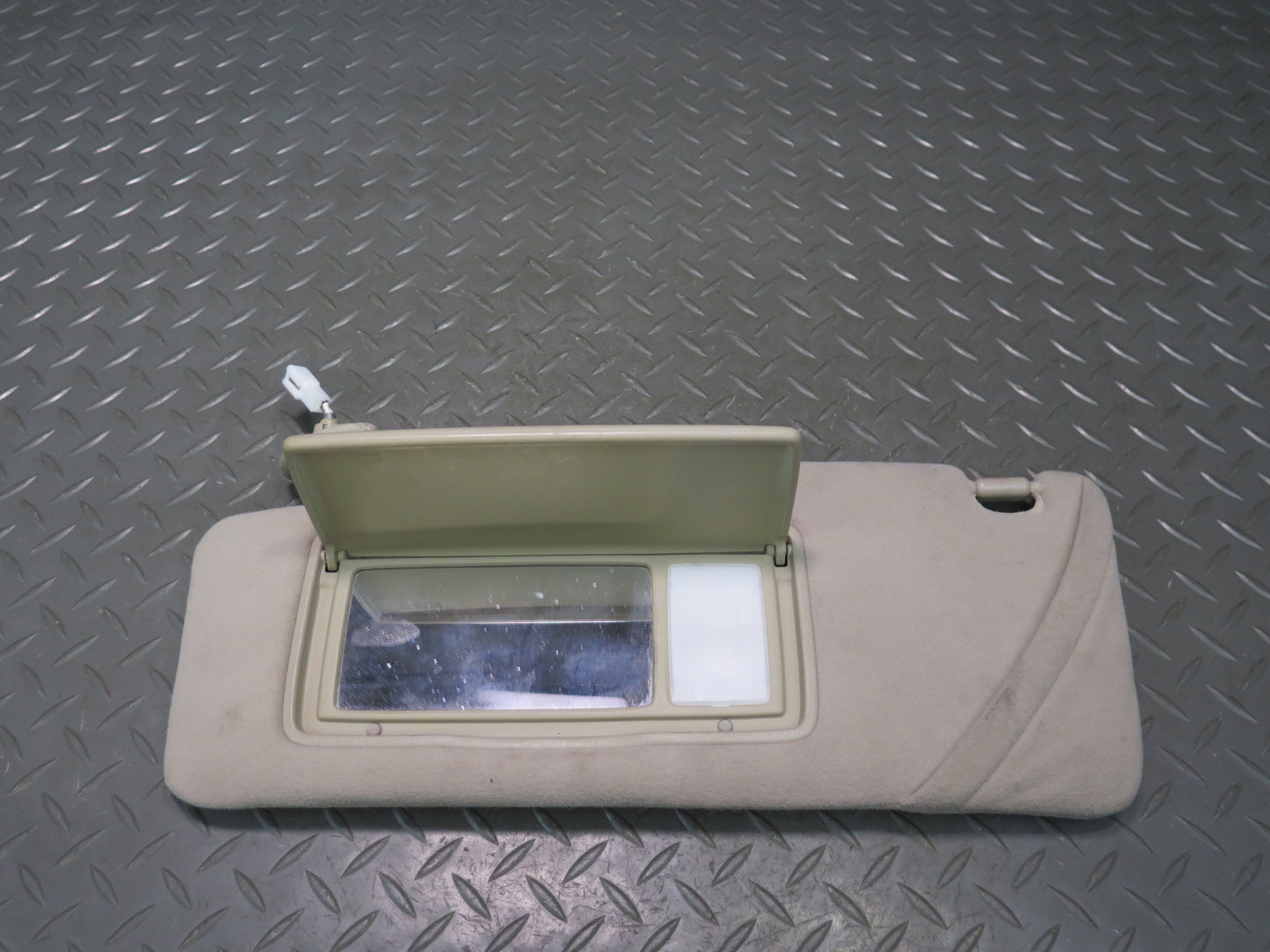 98-00 Lexus UCF20L LS400 Set of 2 Front Left & Right Sun Visor Ivory OEM