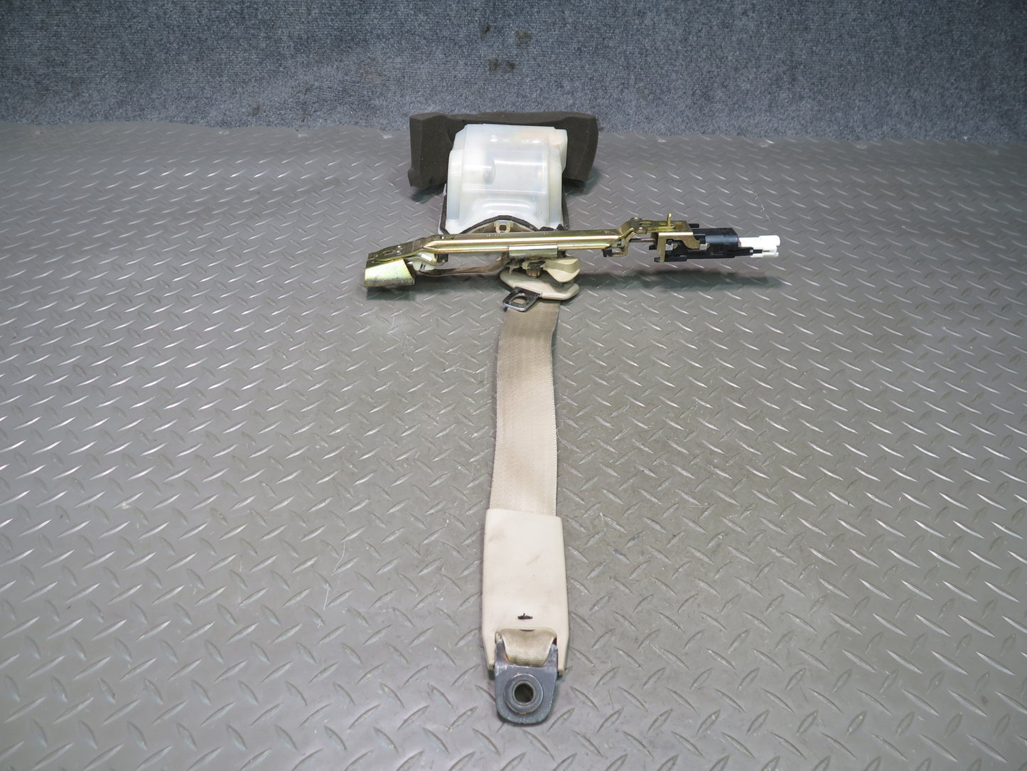 98-00 LEXUS LS400 FRONT RIGHT & LEFT SIDE SEATBELT RETRACTOR SET OEM