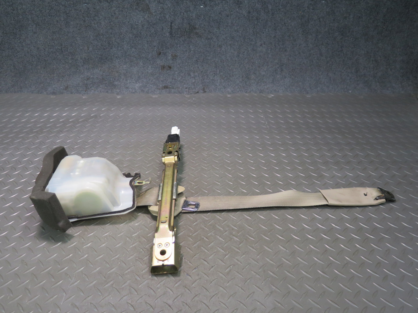98-00 LEXUS LS400 FRONT RIGHT & LEFT SIDE SEATBELT RETRACTOR SET OEM