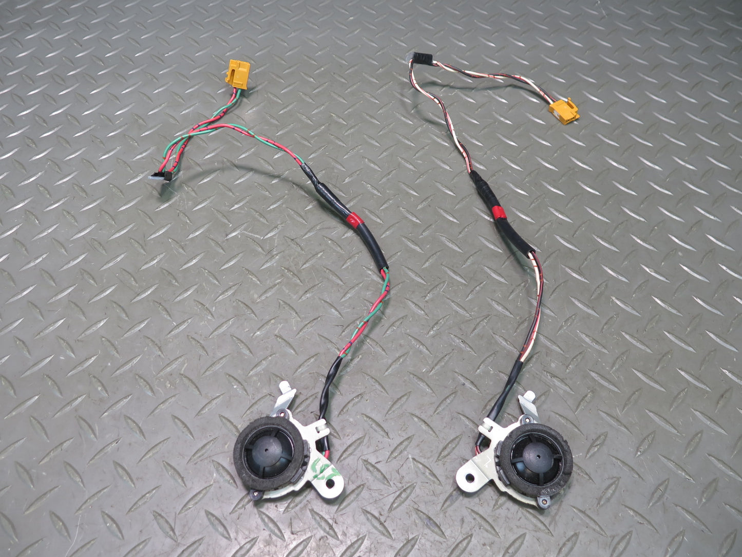 95-00 Lexus UCF20L LS400 Set of 2 Front Right & Left Door Speaker Tweeter OEM