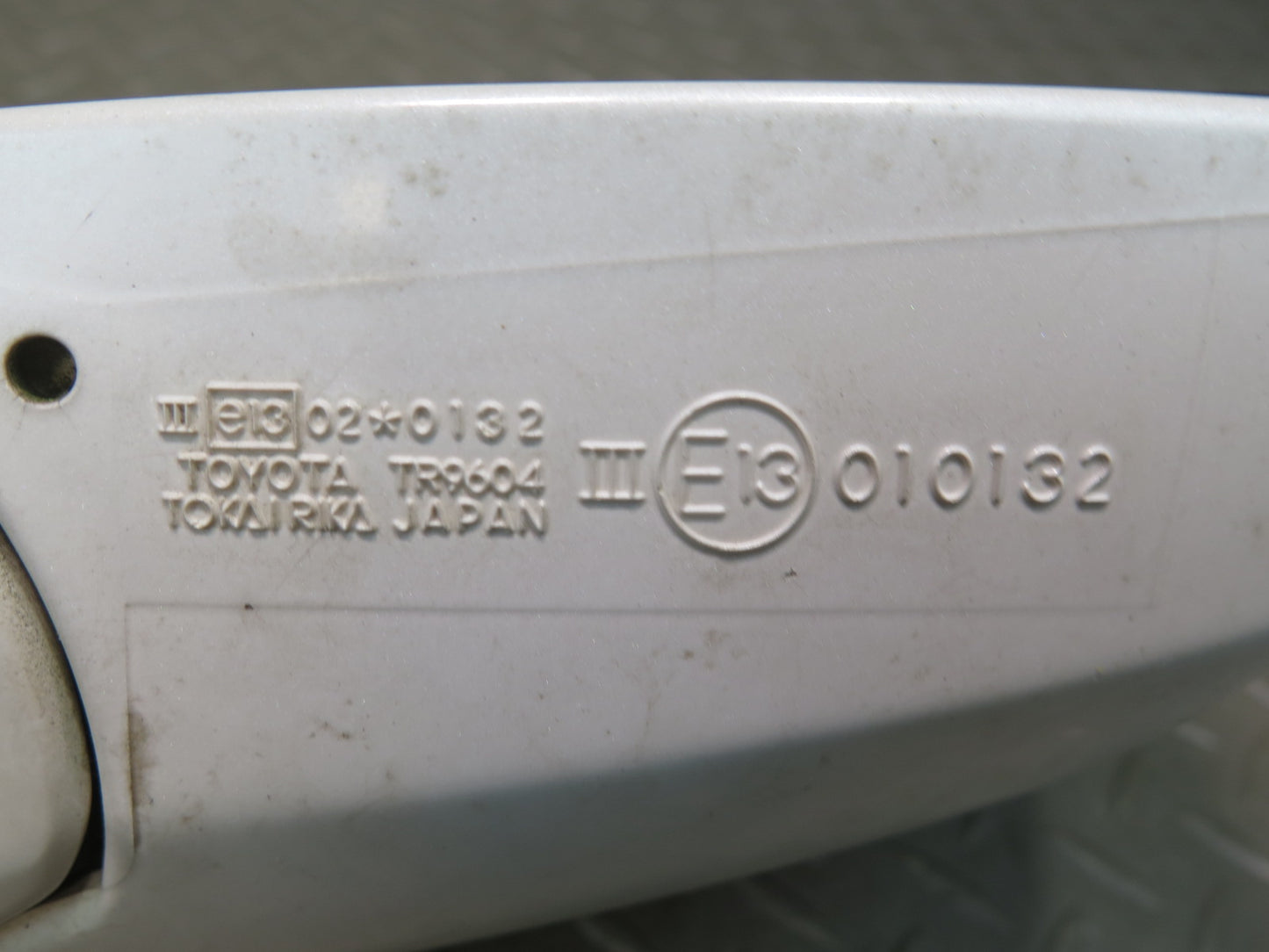 98-99 Lexus UCF20L LS400 Right Door Exterior Side View Heated Mirror White OEM