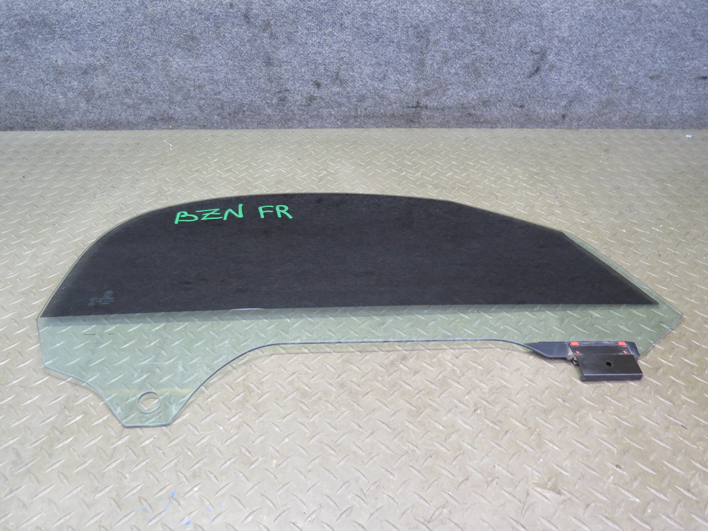 03-08 BMW E85 Z4 Front Right Passenger Door Window Glass Tinted OEM