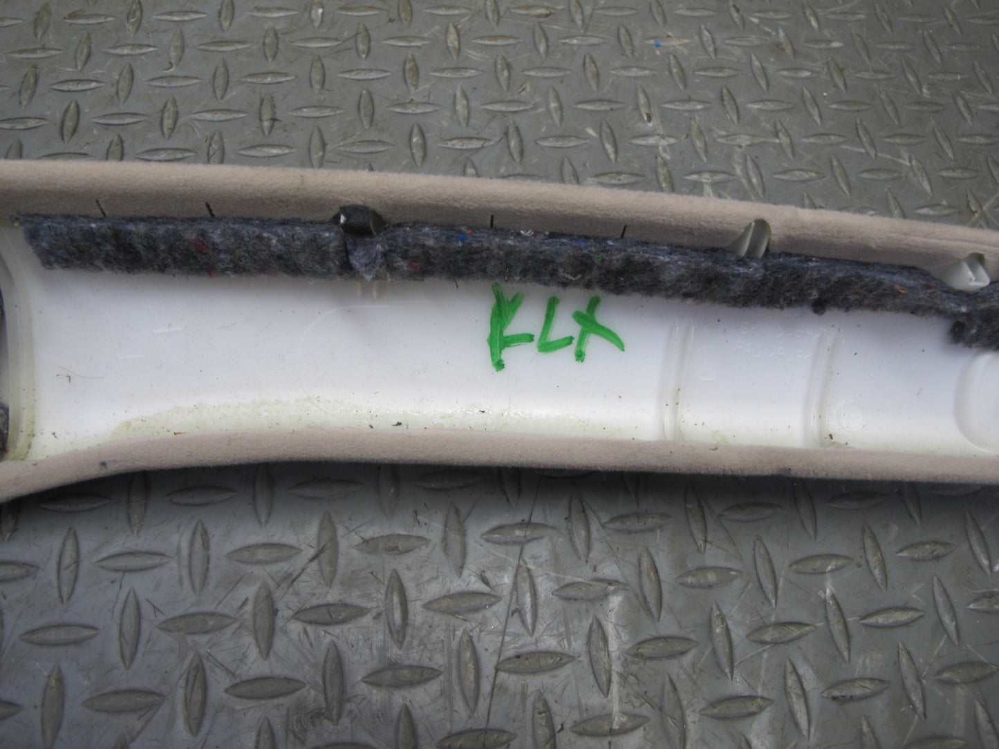 03-07 Lexus UZJ100L LX470 Front Left & Right Interior A Pillar Trim Panel Set