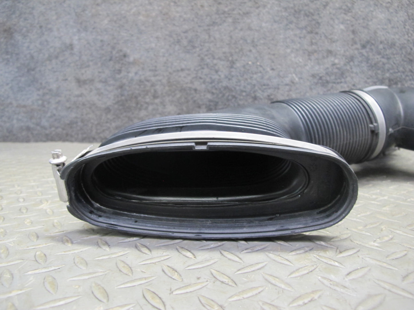 2011-2016 Porsche Panamera 970 3.6L Engine Air Intake Y Pipe Duct Hose Tube