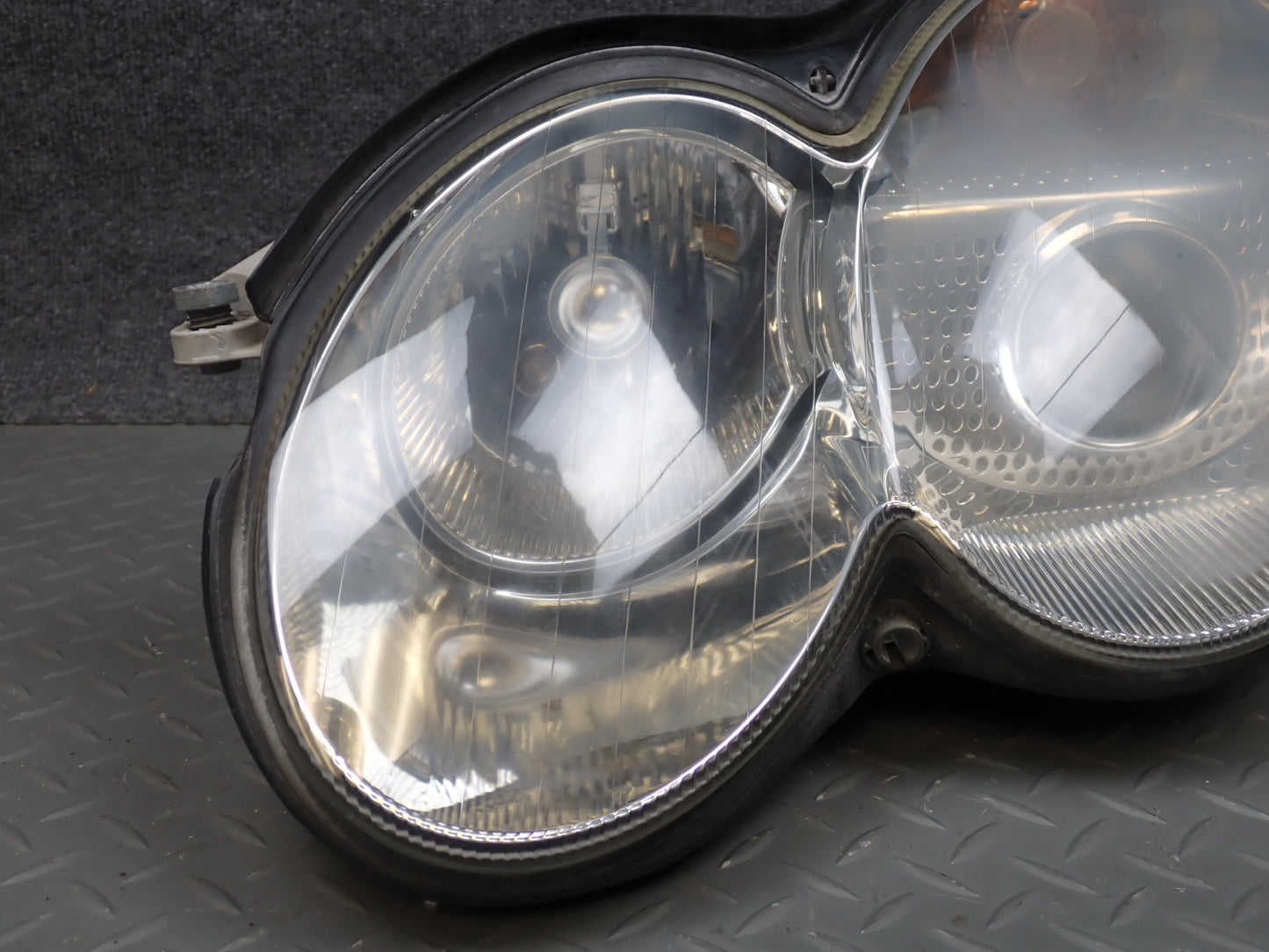 03-08 Mercedes R230 SL Front Left BI Xenon HID Headlight Lamp w Ballast OEM