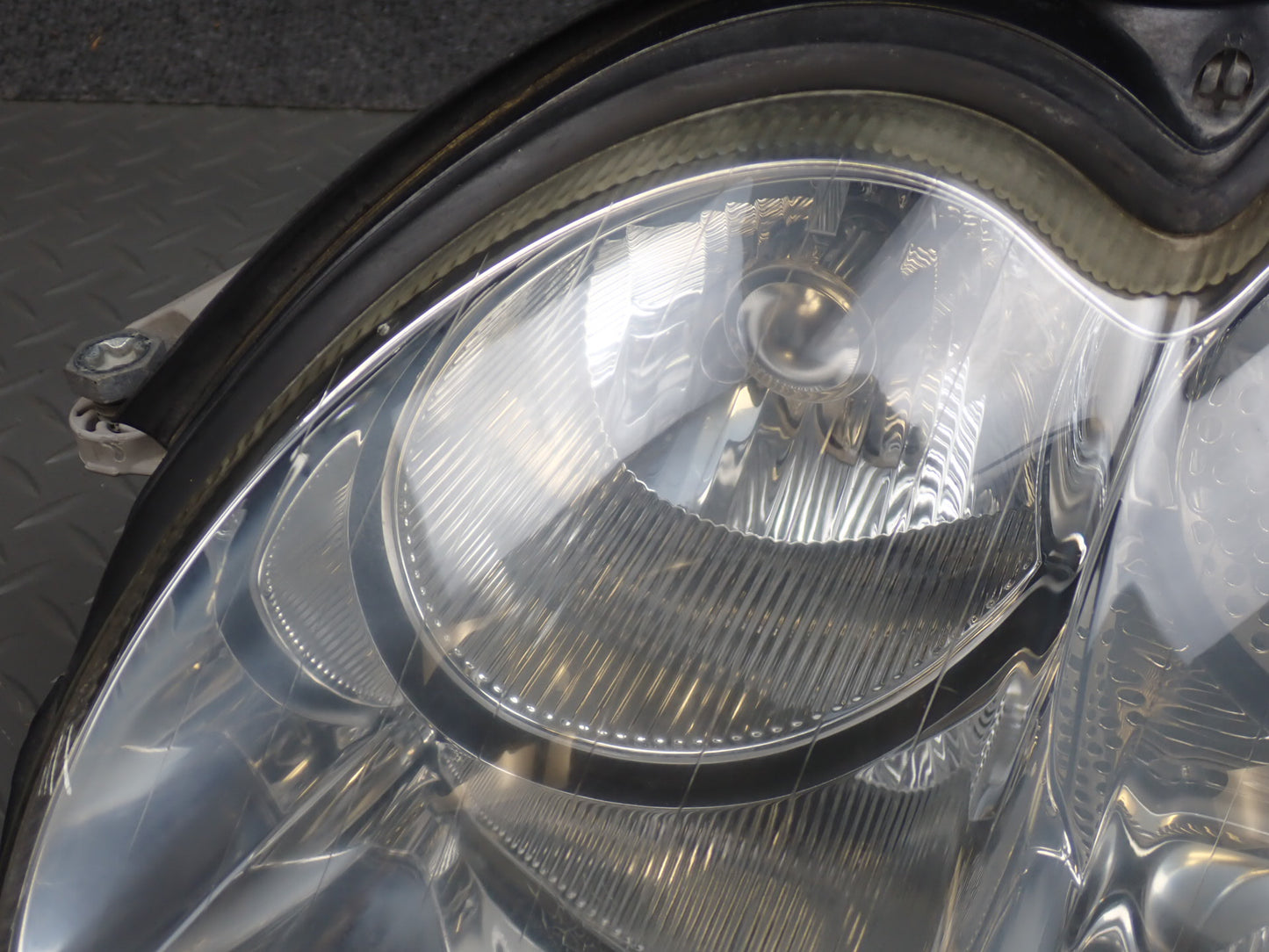 03-08 Mercedes R230 SL Front Left BI Xenon HID Headlight Lamp w Ballast OEM