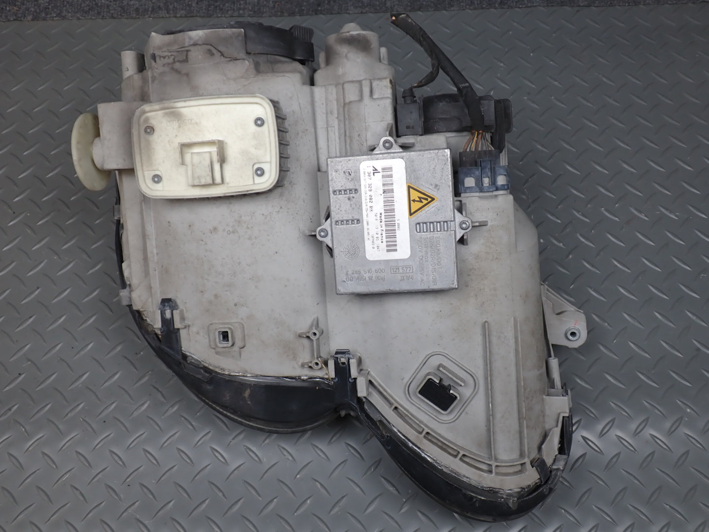 03-08 Mercedes R230 SL Front Left BI Xenon HID Headlight Lamp w Ballast OEM