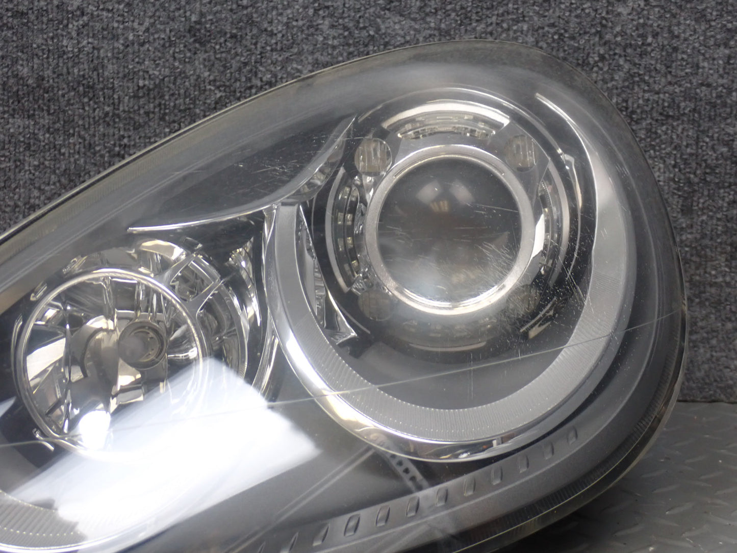 2011-2014 Porsche Cayenne 958 Front Left Xenon AFS HID Headlight Lamp