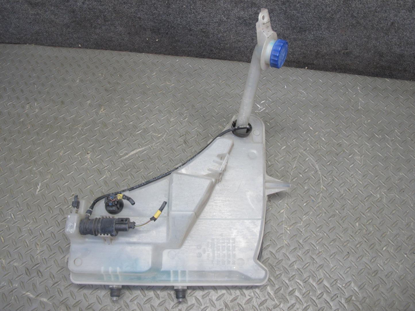 2010-2016 Porsche Panamera 970 Windshield Washer Fluid Tank Bottle Reservoir