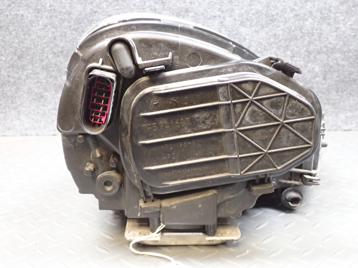 2011-2014 Porsche Cayenne 958 Front Left Xenon AFS HID Headlight Lamp