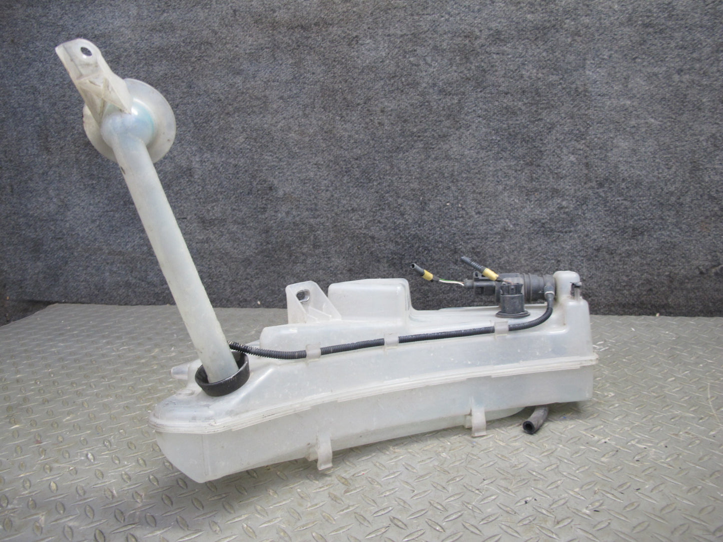 2010-2016 Porsche Panamera 970 Windshield Washer Fluid Tank Bottle Reservoir