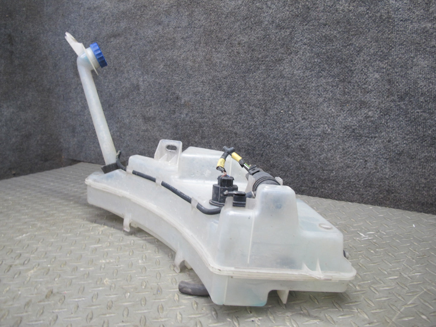 2010-2016 Porsche Panamera 970 Windshield Washer Fluid Tank Bottle Reservoir