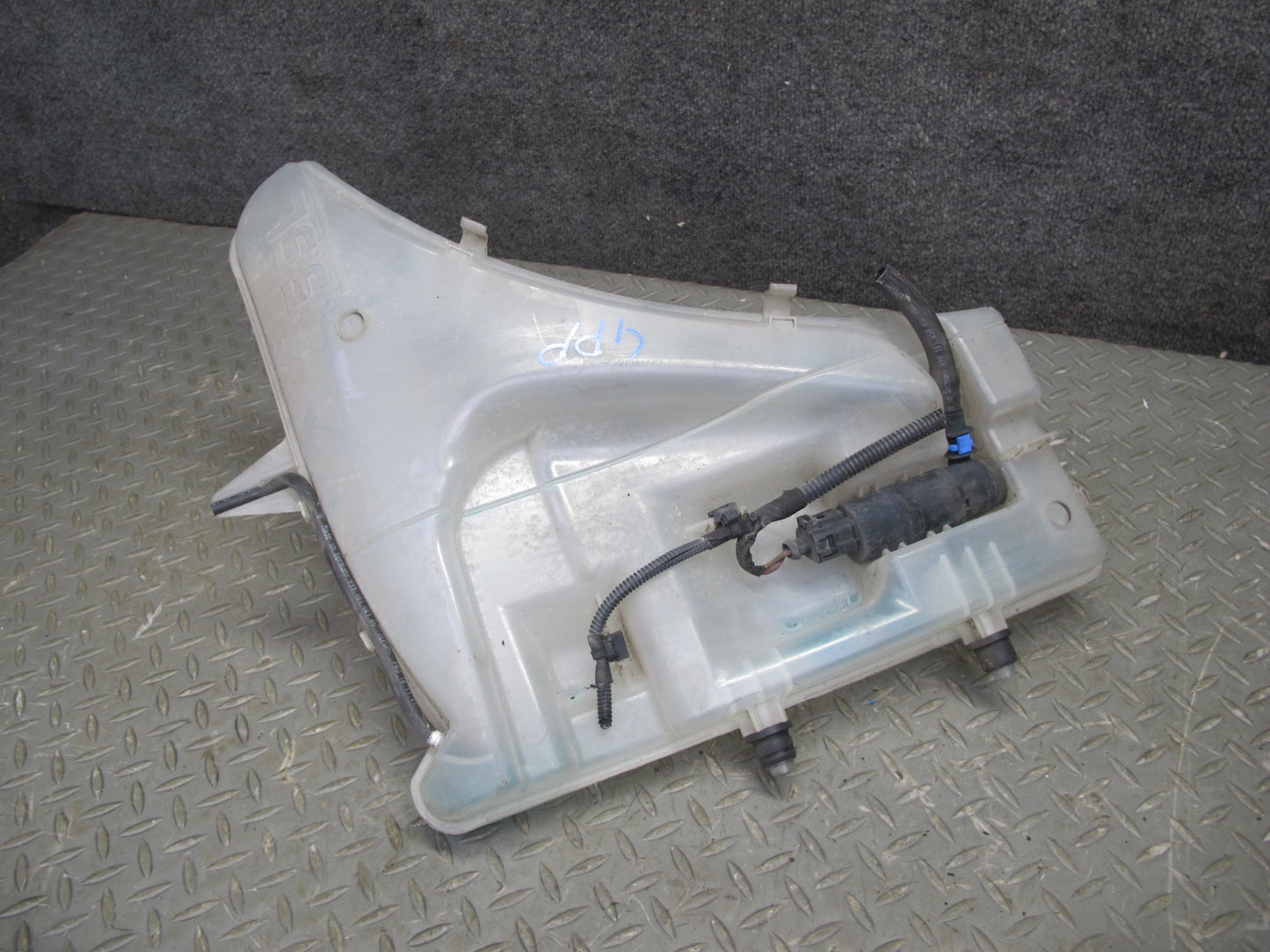 2010-2016 Porsche Panamera 970 Windshield Washer Fluid Tank Bottle Reservoir