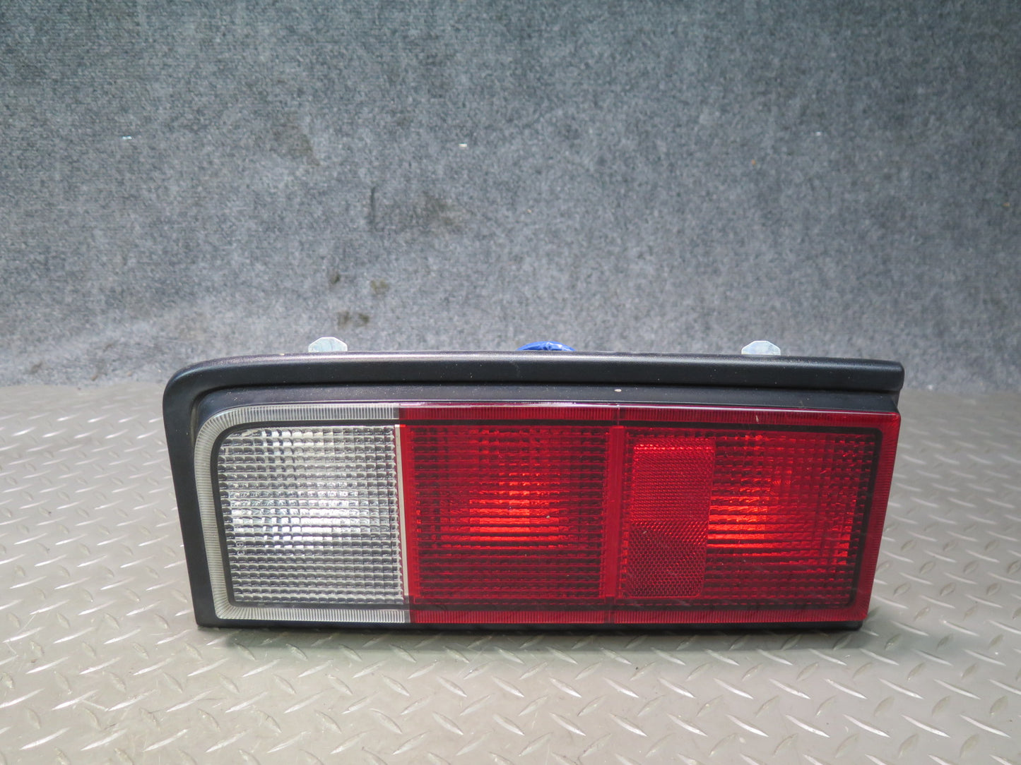 2005-2009 Hummer H2 Rear Left & Right Tail Light Lamp Set of 2